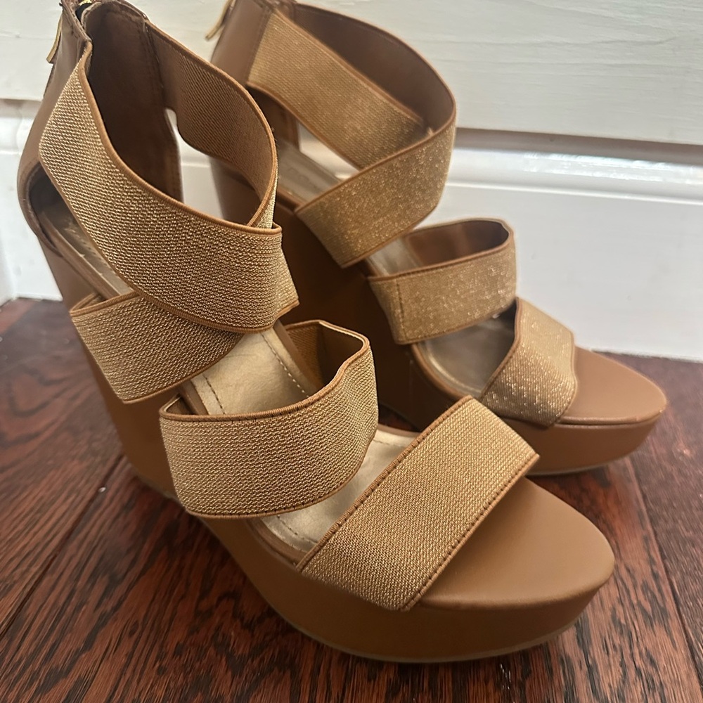 BCBG Elegant Tan Wedge Sandals 8.5